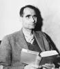 Rudolf Hess na prisão de Spandau.