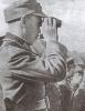 Chiang Kai-shek na linha de frente para levantar o moral de suas tropas.