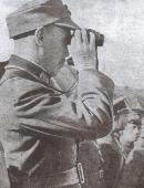 Chiang Kai-shek na linha de frente para levantar o moral de suas tropas.