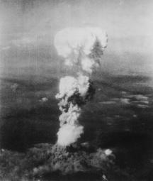 Primeira bomba atómica lançada em Hiroshima.