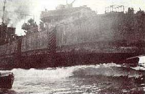 HMAS Voyager encalhado.